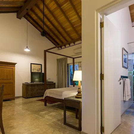 Villa Saffron Hikkaduwa-3